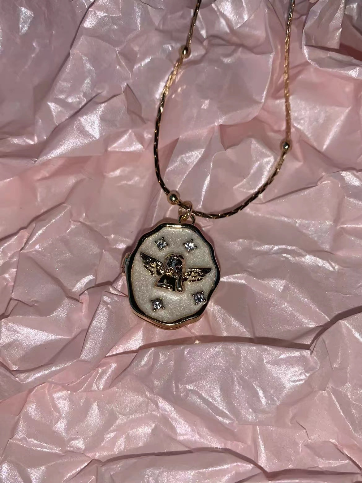 ANGEL PHOTO LOCKET NECKLACE